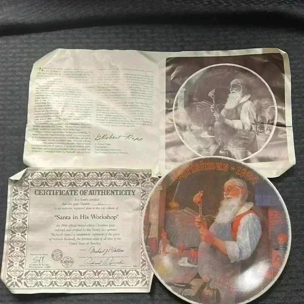Holiday plate. 1984. Santa in his workshop.